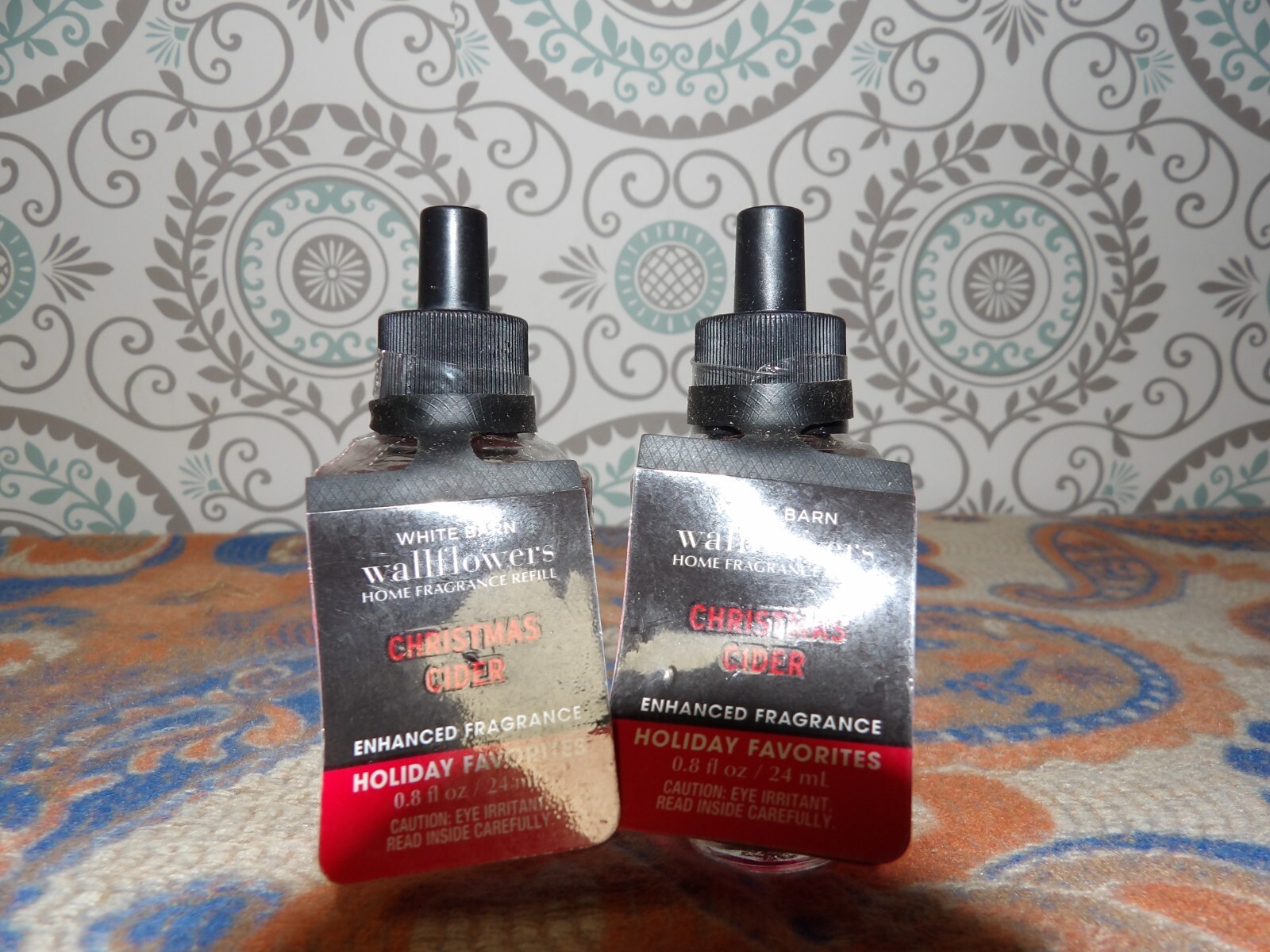 Bath Body Works Christmas Cider Wallflower Bulbs 2-Pack Set-image