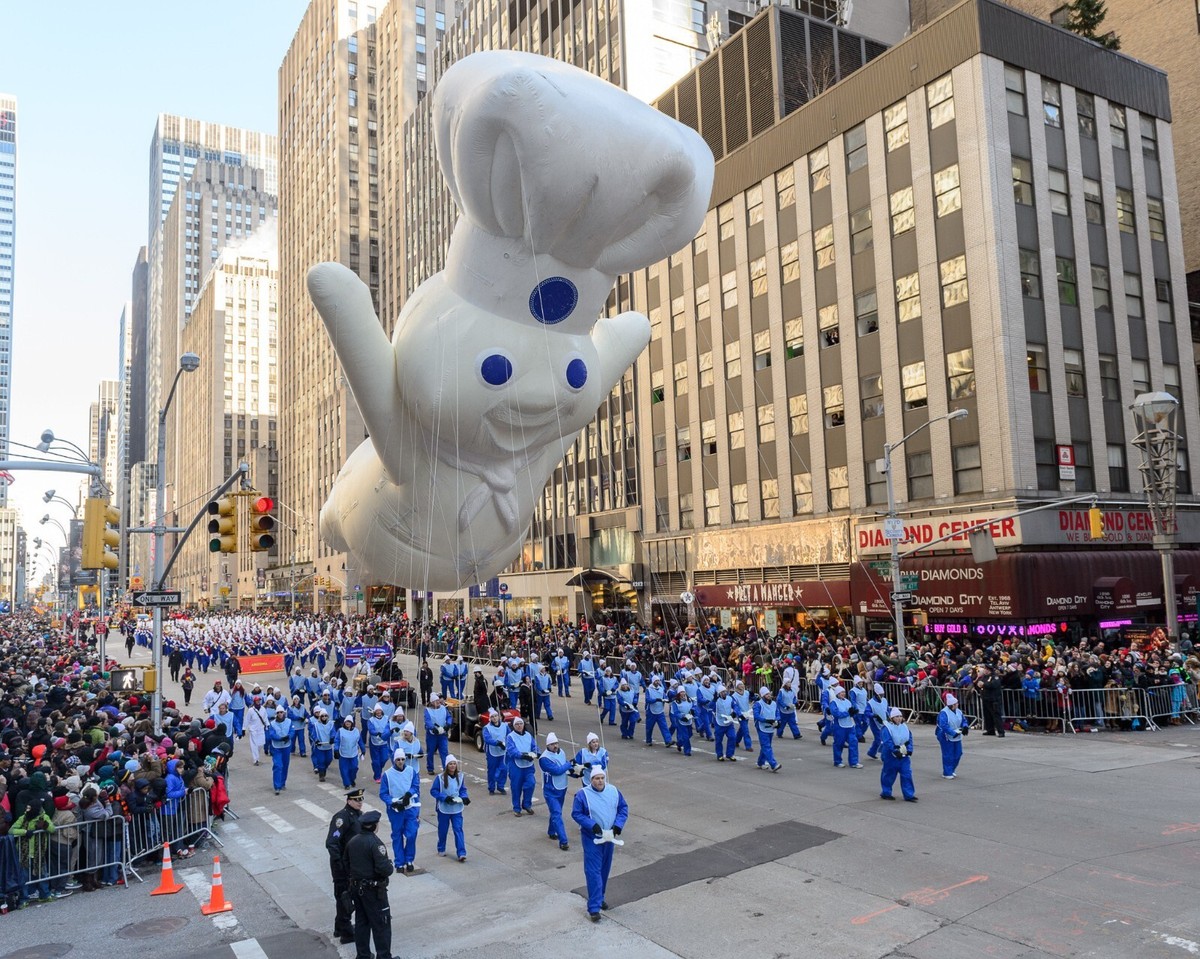 Rare Pillsbury Dough Boy Macy's Thanksgiving Day Parade 8x10 Photo