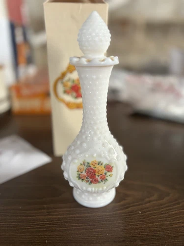 Beautiful Vintage Hobnail BUD VASE Milk Glass Roses Vintage White Avon DECANTER