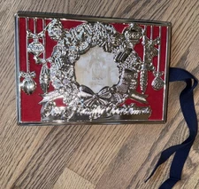 Lenox Our Family Christmas Photo Album 80 Pictures Silver-Plated Red Velvet