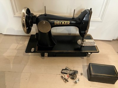 Martin DECKER Mannheim Nähmaschinenoberteil mit Zubehörkästchen Dose Nähmaschine