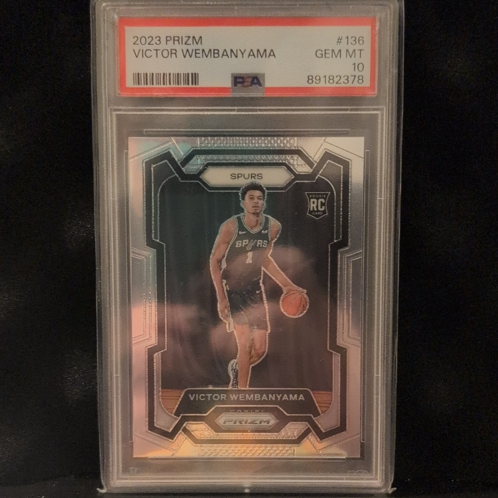 Panini Prizm Victor Wembanyama Rookie Card #136 PSA 10 San Antonio Spurs