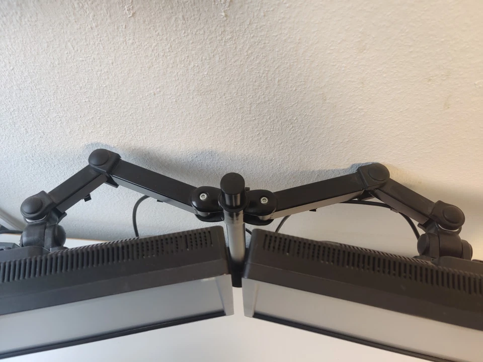 2 x HP LP2475w Monitor 24 Zoll LCD S-IPS 1920x1200 60Hz - Bild 2 von 4