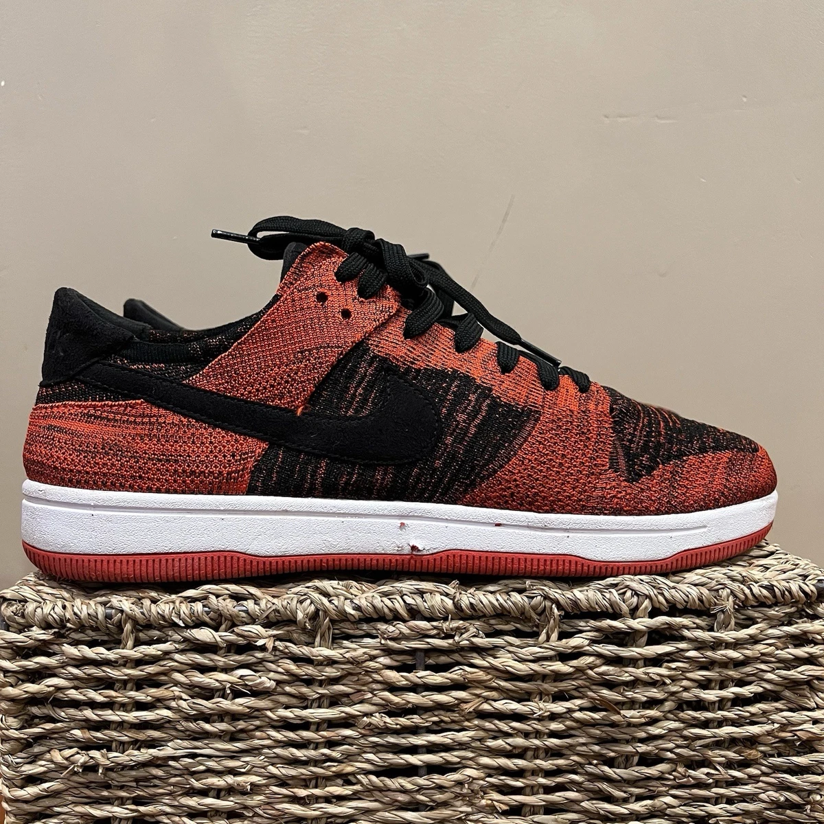 Nike Dunk Flyknit Low Bred for Sale | Authenticity  display picture 1