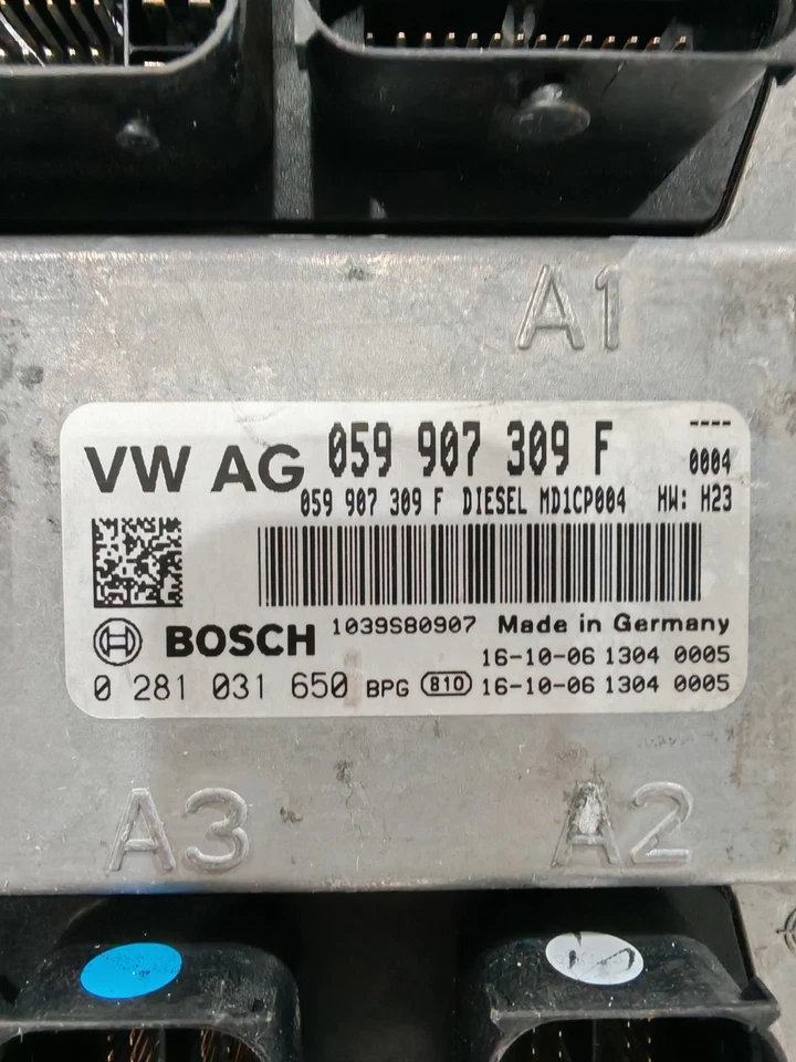 Centralina Motore ECU BOSCH AUDI A4 (B9) ALLROAD 4X4 - 3.0 TDI - 059 907 309 F - Immagine 2 di 3