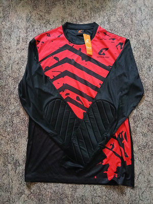Torwarttrikot langarm mit Polsterung von Catch&Keep, rot-schwarz, Grösse L, neu