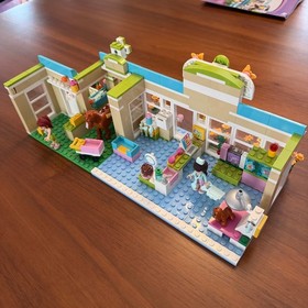 Lego Friends Heartlake Vet 3188 Sophie Mia Minifigs Horse Dog  BOX MANUALS