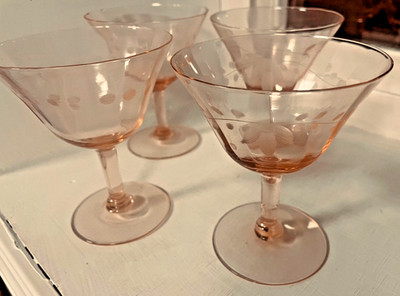 Set 4 Morgantown Pink Depression stemmed glass Martini Goblets cocktail drink