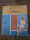 NIP Vintage Strutwear Seamless Mesh Nylon Stockings Size 10 1/2X32-33 Spice RHRT