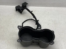 2017-2019 BUICK ENCORE FRONT CENTER CONSOLE CUP HOLDER ASSEMBLY OEM LOT677