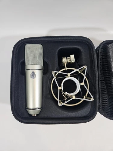 BeesNeez Microphones U87i Classic