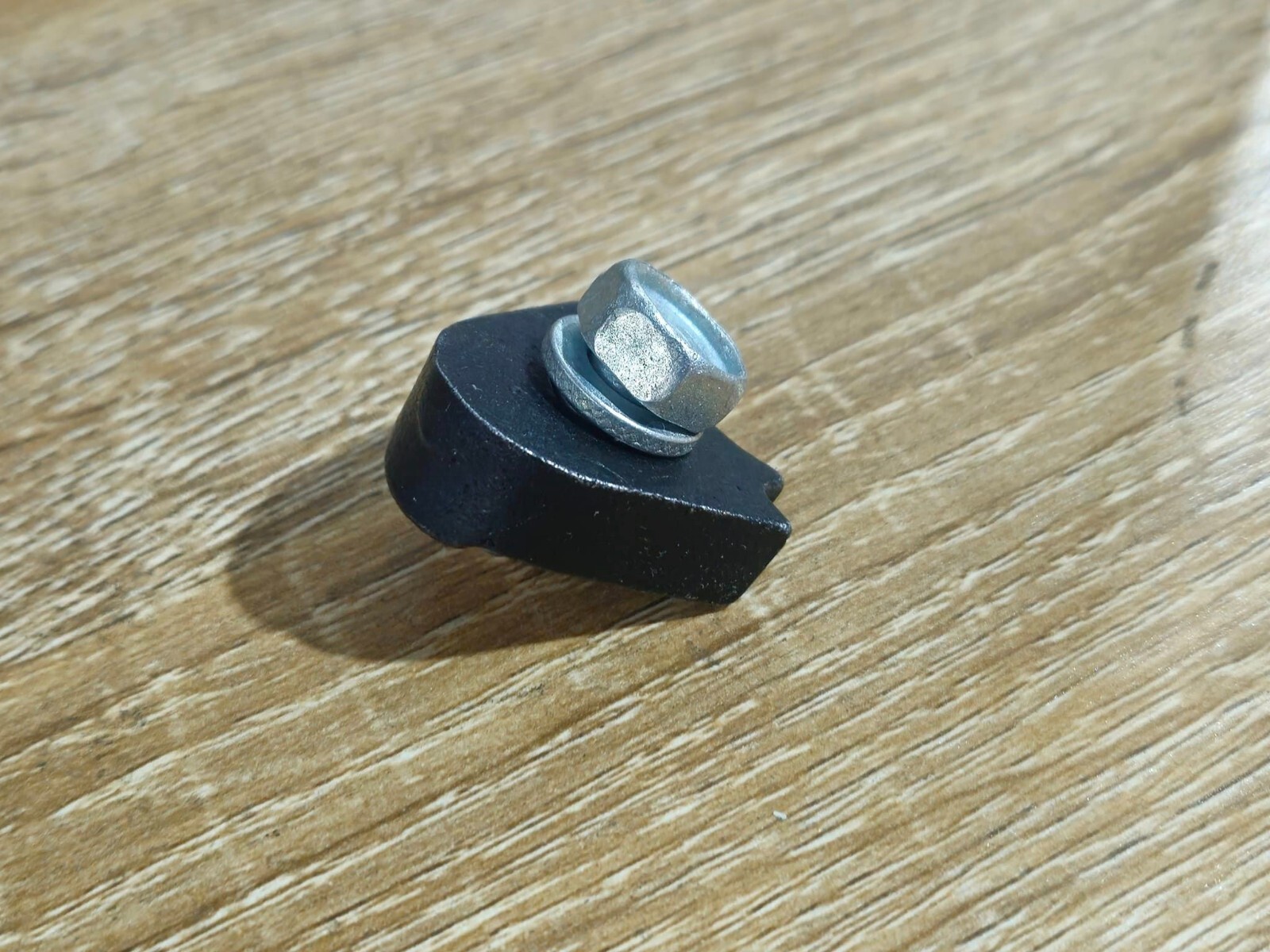 Distributor Hold down clamp Genuine Ford V8 289 302 351 XR XT XW XY