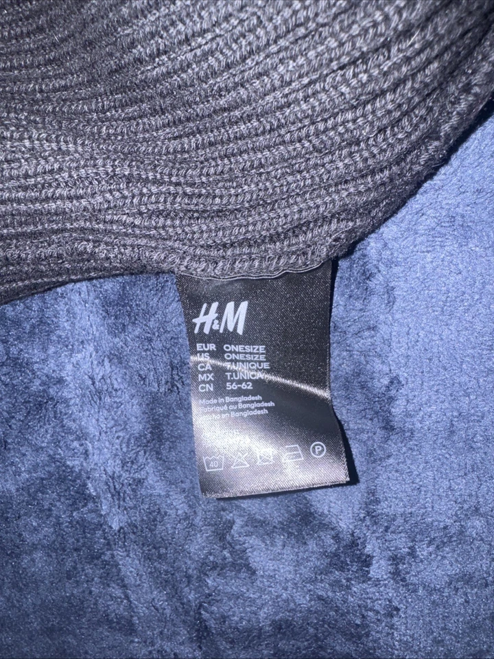 Gorro negro para hombre H&M Northicas Foto 4 de 4