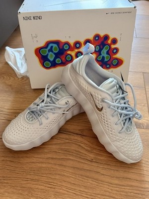 Nike Mind 002