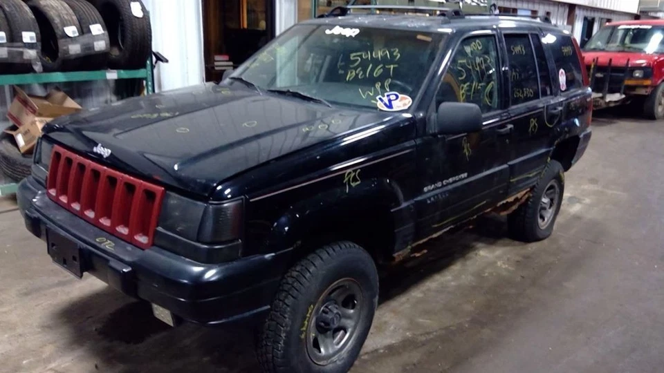 Rear Wiper Motor Fits 96-98 GRAND CHEROKEE 4019457 - Image 3 of 4