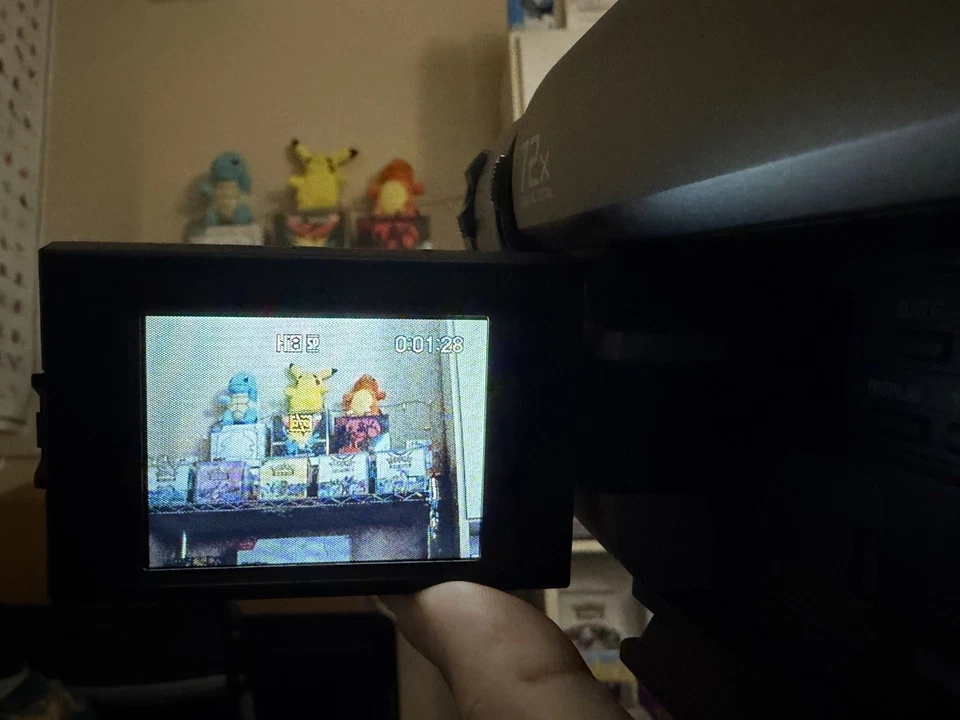 Sony Video Camera CCD-TRV65 Handycam 8mm Hi-8 Camcorder W/Night Vision and More - Image 4 of 4