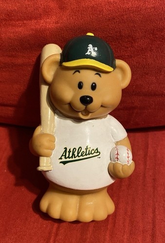 Oakland A’s Baseball 1992 Russ OLD SQUIRT TOY VINTAGE NOS RARE Memorabilia Bear
