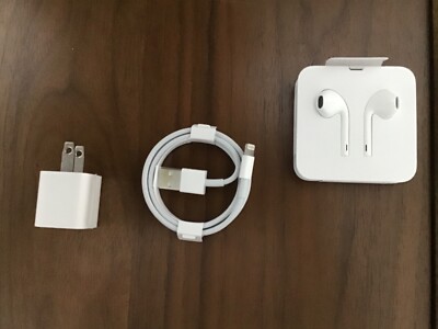 GENUINE Apple iPhone USB Cube, Lightning Cable, Lightning Wired Earbuds - New