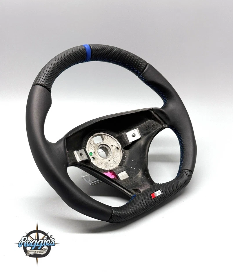 AUDI S4 B5 1998-2001 Volante Personalizado GENUINO NUEVO S4 Insignia NUEVO Cuero Foto 2 de 4