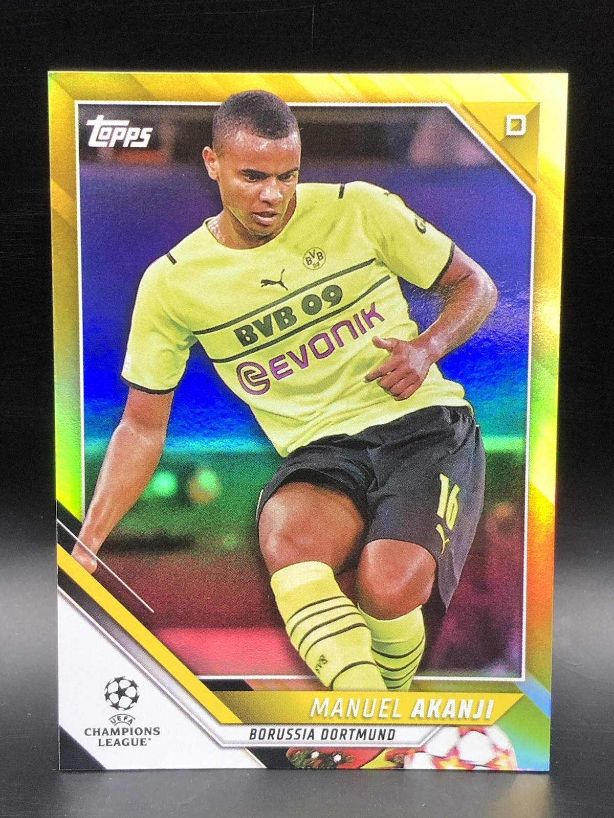 MANUEL AKANJI #/250 YELLOW Foil 🔥 2021-22 Topps UEFA Champions COLOR MATCH