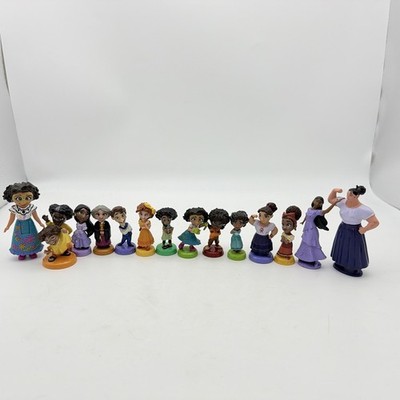 Disney ENCANTO Movie 2  Figures Lot Of 14 Madrigal Family Cake Toppers Figurines