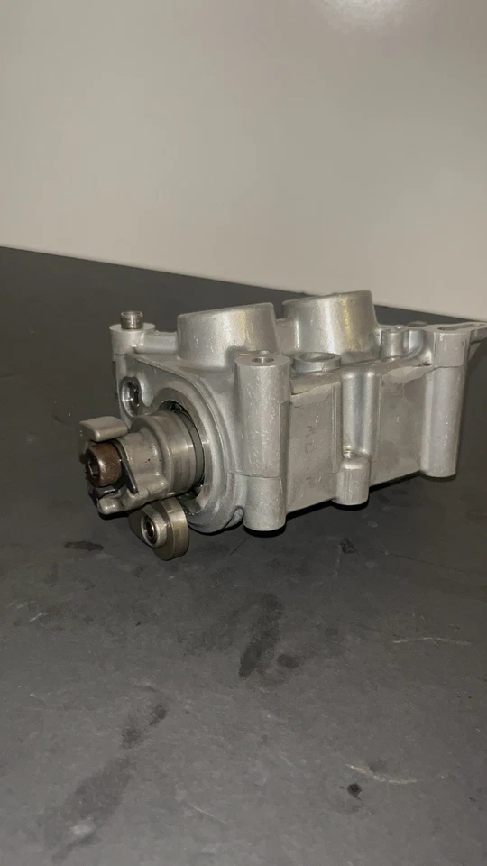 Honda CRF450X 2005-2017 OEM árbol de levas soporte basculante conjunto Foto 2 de 4