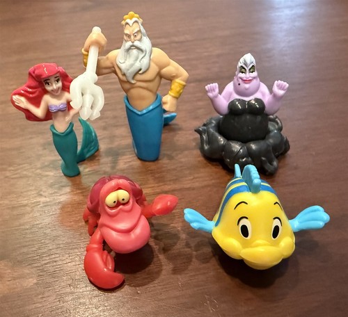 Disney Nestle The Little Mermaid Kinder Toys ARIEL URSULA FLOUNDER Complete!
