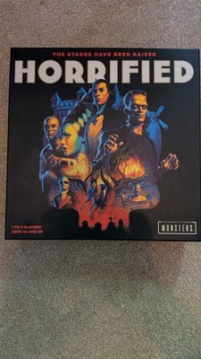 Horrified - Universal Studios Monsters - Brettspiel. Neu und versiegelt