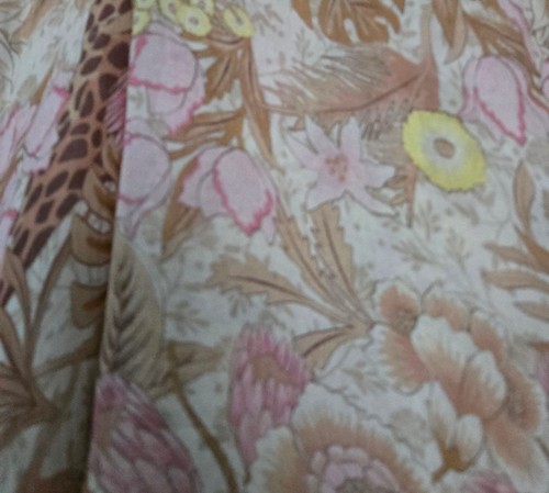 Sciarpa da viaggio Spell and the Gypsy Jungle stampa sarong scialle fiori giraffa uccellini - Foto 2 di 9