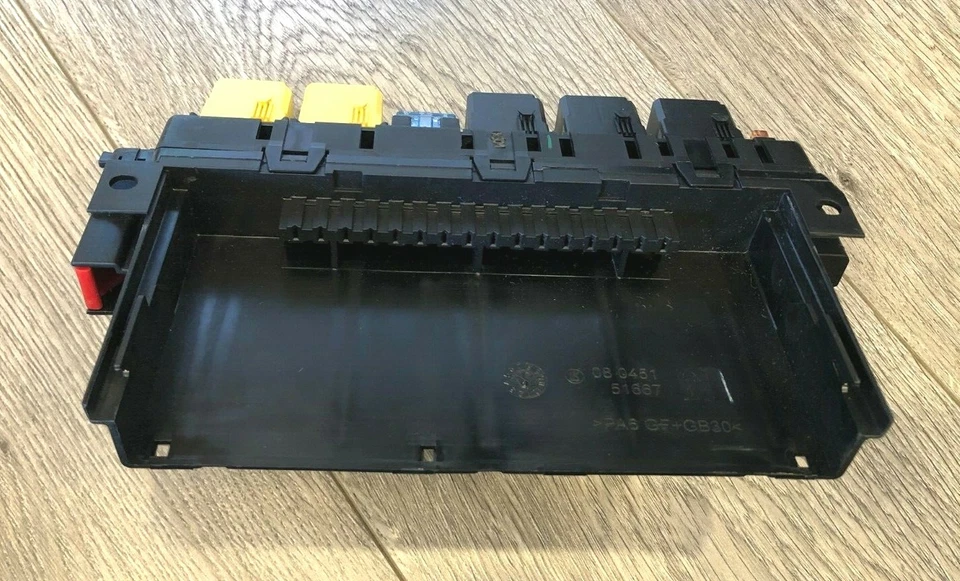 NUEVO 2001-2006 MERCEDES S500 S600 S55 CAJA DE FUSIBLES, 0025452001, ORIGINAL OEM Foto 4 de 4