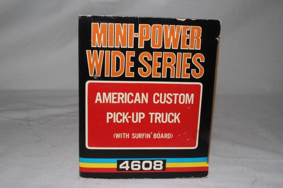 SHINSEI AMERICAN CHEVY CAMIONETA PICKUP PERSONALIZADA, 'SURFING RIDER' CON TABLAS DE SURF, BONITA Foto 3 de 4