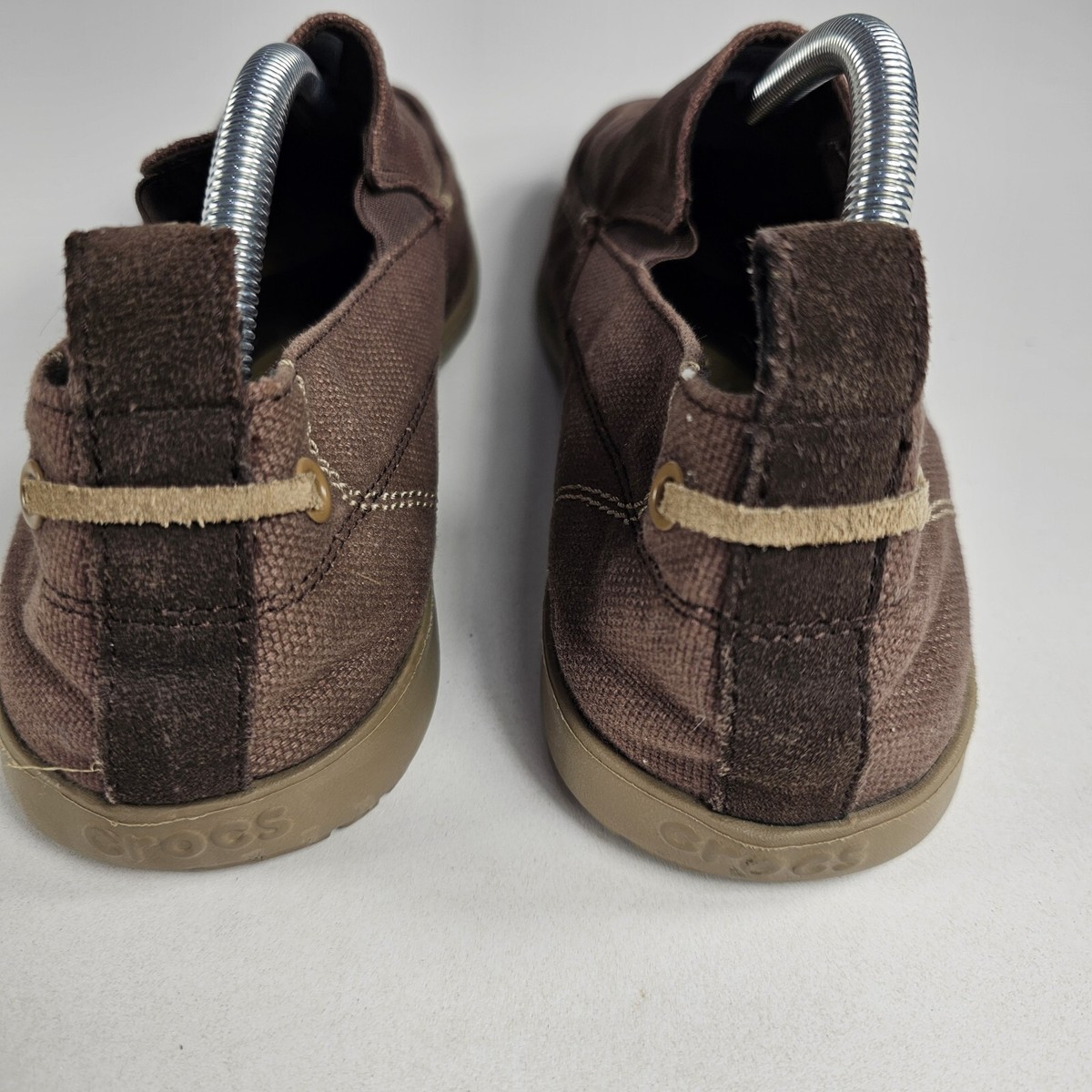 CROCS Boys Tan and Brown Walu Loafers Size 10 M Crocs Walu Men Loafers Removable Microfiber Insert – JLOOD.COM main image 3
