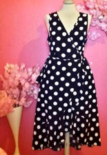 WOMEN PLUS SIZE POLKA DOT V NECK SLEEVELESS WRAP FRILL MIDI DRESS ( SIZE L )
