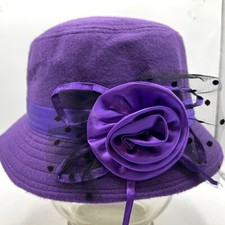 Elegant Purple Ladies Church Cloche w/ Ribbon Rose and netting. Sz 57 7 1/8