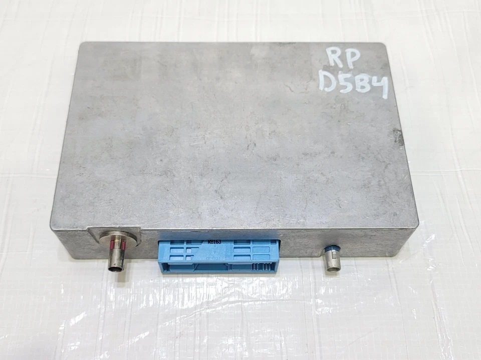 Módulo de control de comunicación telemática Audi A8 Quattro 2002-2009 4E0035616A OEM Foto 2 de 4