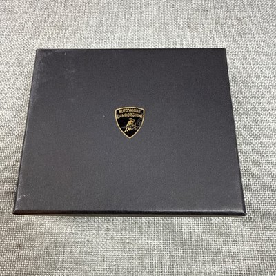 Genuine Lamborghini 3D Yellow Keyring key holder keychain Lamborghini Emblem