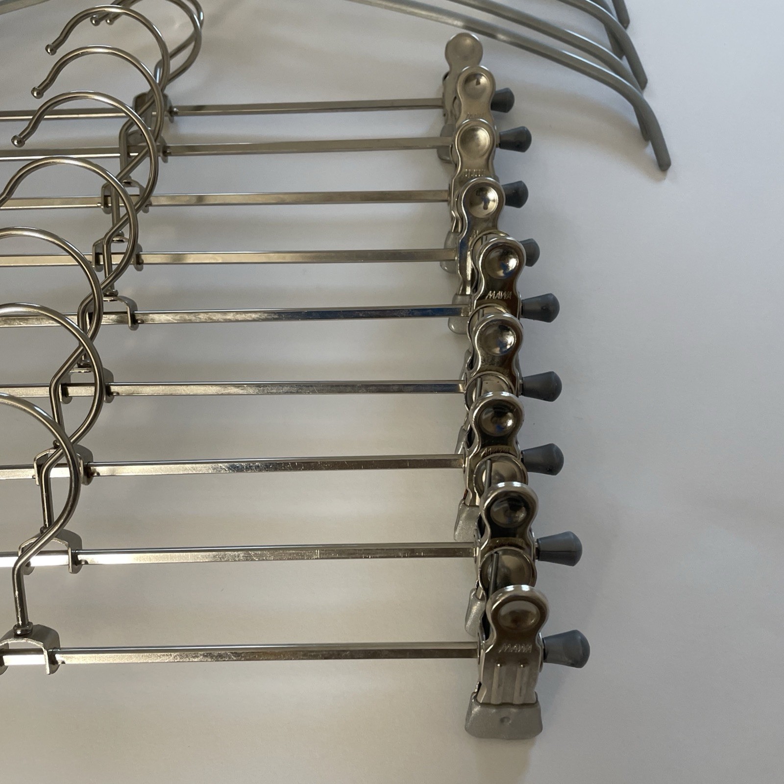 MAWA Non-Slip Steel Adjustable Clip Hangers. Set Of 9. Silver.