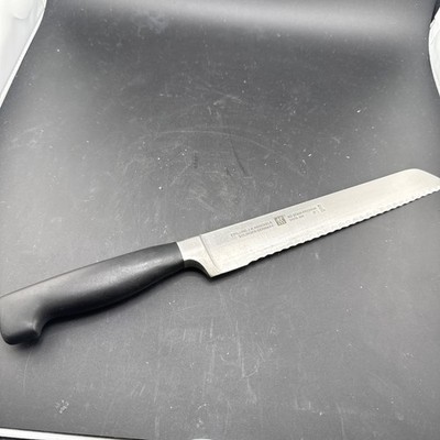 ZWILLING J.A. Henckels Professional 8-inch Bread Knife 31026-200 Serrated