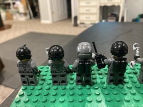 6 LEGO Space Police 3 Policeman Officer Minifig Lot 3 5984 5983 5982 5981 5969