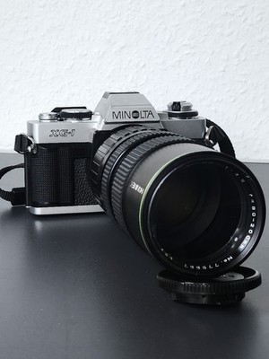 Minolta XG-1 + Hanimex 80-200mm F4.5 MC Tele Zoom Objektiv Spiegelreflexkamera 