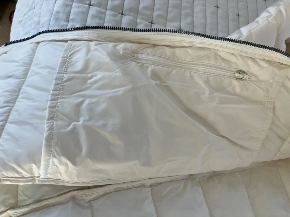 Ladies DKNY Puffer Coat Size L NWT RRP £79.99 - Image 4 of 4