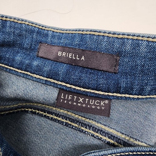 NYDJ Briella Bermuda Denim Shorts Size 8 Blue Lift Tuck Technology Rolled Cuff - Picture 3 of 9
