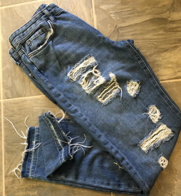 forever 21 jeans size 27 factory ripped medium wash EUC Skinny