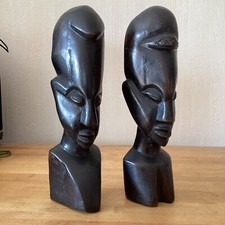 Deux Sculptures De Bustes Couple Africain 28 Cm De Haut