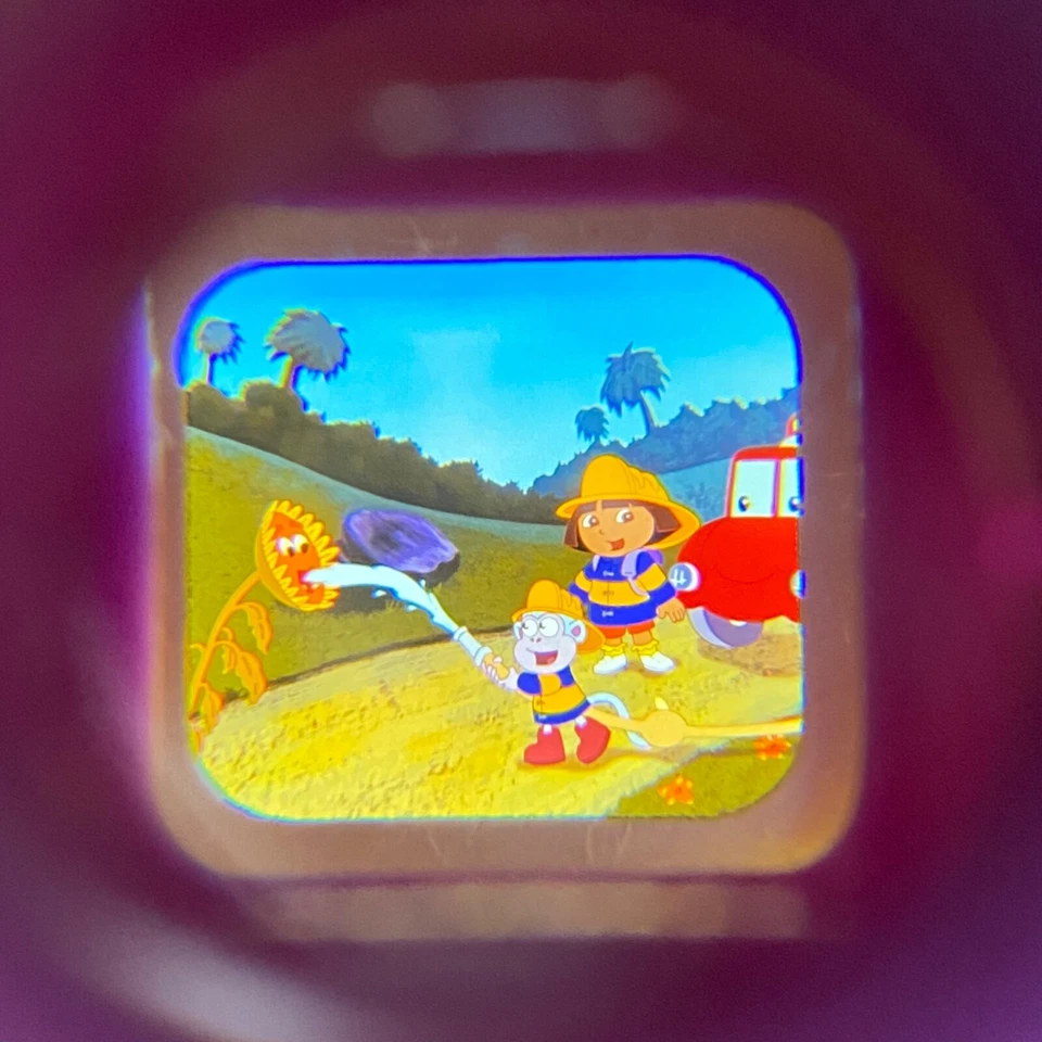 Dora The Explorer 2003 View-Master 3D Virtual Viewer And 3 Collectible 3D Reels - Image 4 of 4