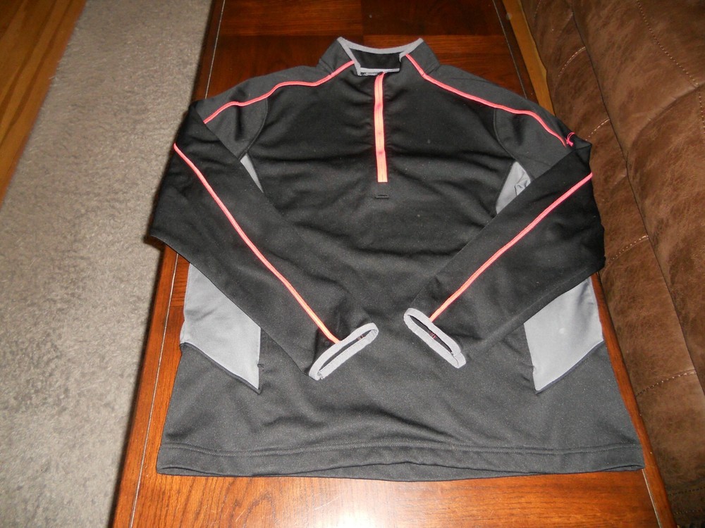 Under Armour mens shirt size M medium loose fit MINT cond