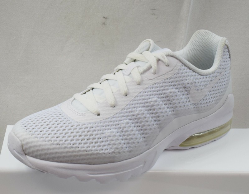 nike air max invigor hombre blancas