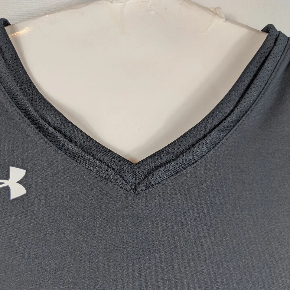 Womens Black Fitted Shirt Small  Under Armour Tight Fit Workout Top - Image 4 of 4