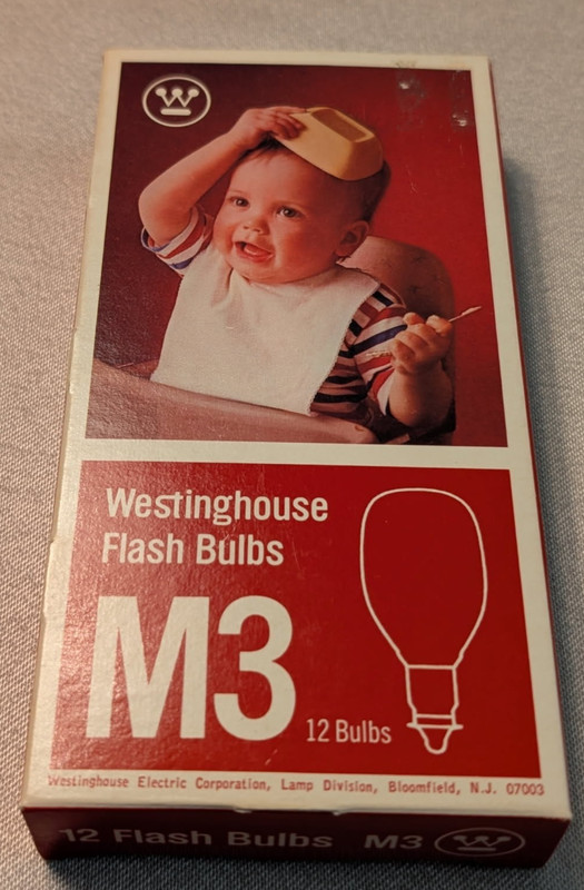 Vintage Westinghouse M3 Flash Bulbs - Partial Box - 9 Bulbs - Nice Display Piece