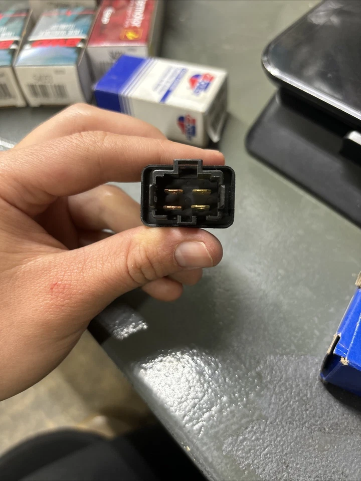 BWD R6086, relé de faros/relé de control de aire acondicionado, seleccionar modelos Honda/Acura 86-07 Foto 4 de 4